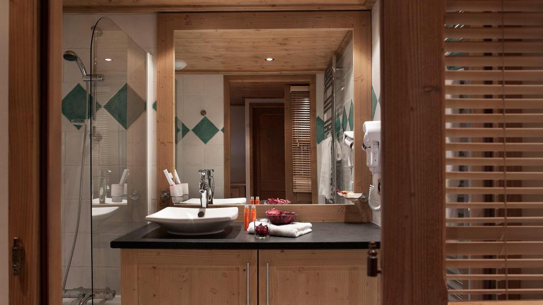 Holiday in mountain resort Résidence les Chalets de Jouvence - Les Carroz - Bathroom