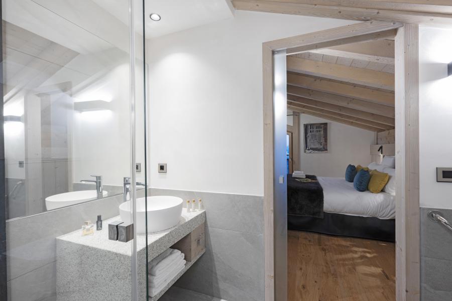 Holiday in mountain resort 4 room apartment 8 people - Résidence les Chalets de Joy - Le Grand Bornand - Wash-hand basin