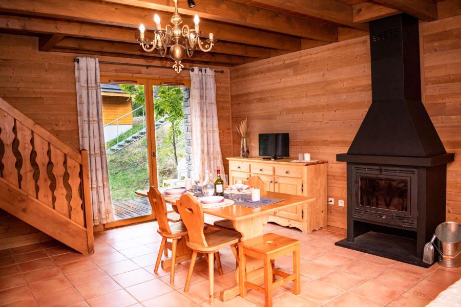 Urlaub in den Bergen Résidence Les Chalets de Praroustan - Pra Loup - Wohnzimmer