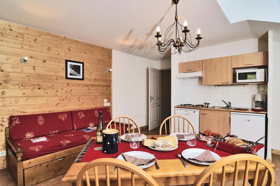 Holiday in mountain resort Résidence les Chalets des Evettes - Flumet - Open-plan kitchen