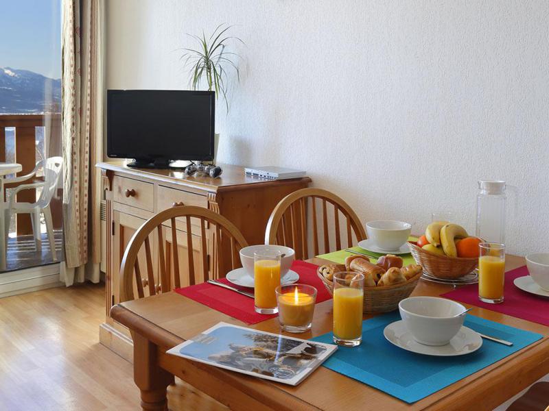 Vakantie in de bergen Résidence les Chalets du Belvédère - Font Romeu - Woonkamer