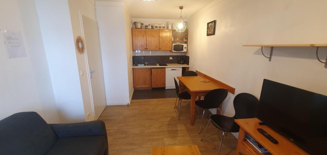Vakantie in de bergen Appartement 2 kamers 4 personen (001) - Résidence les Chalets du Thabor - Valfréjus - Woonkamer
