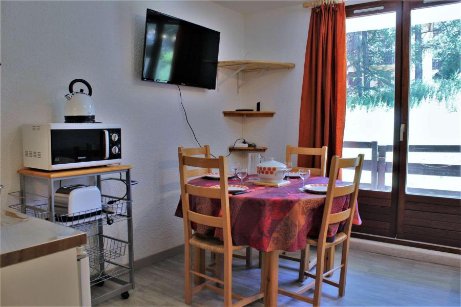 Vacaciones en montaña Apartamento 2 piezas para 4 personas (09) - Résidence les Chamois - Risoul - Estancia