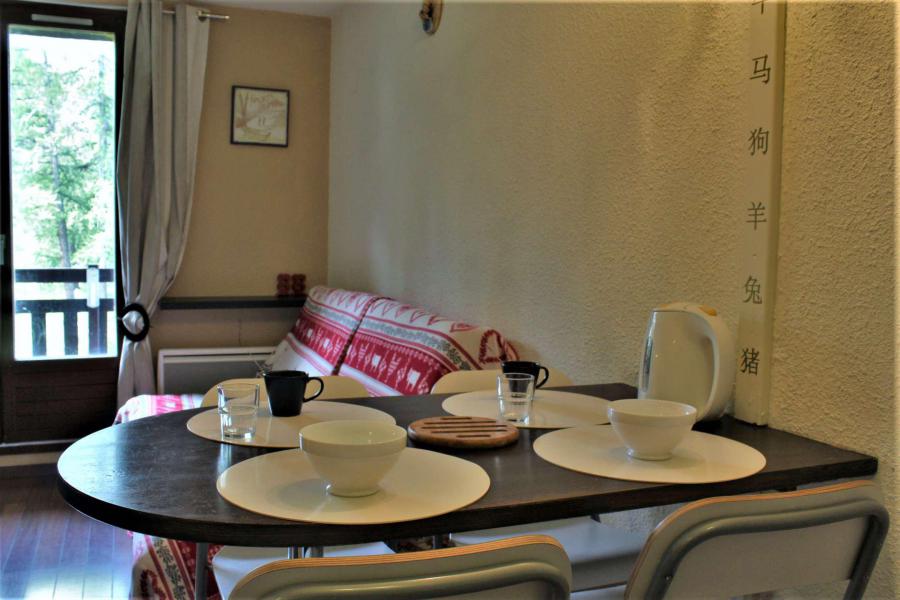 Vacaciones en montaña Apartamento cabina para 4 personas (311) - Résidence les Chamois - Risoul - Estancia