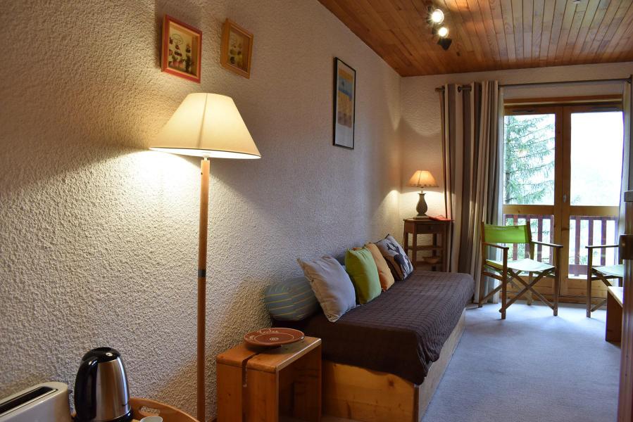 Holiday in mountain resort 2 room apartment 4 people (P3) - Résidence les Chandonnelles II - Méribel - Living room