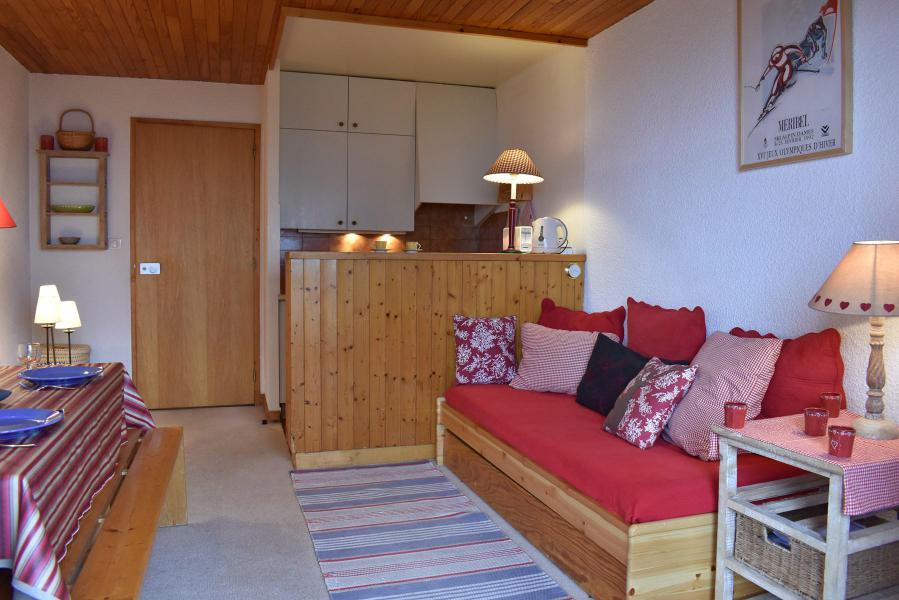 Holiday in mountain resort 2 room apartment 4 people (P4) - Résidence les Chandonnelles II - Méribel - Accommodation