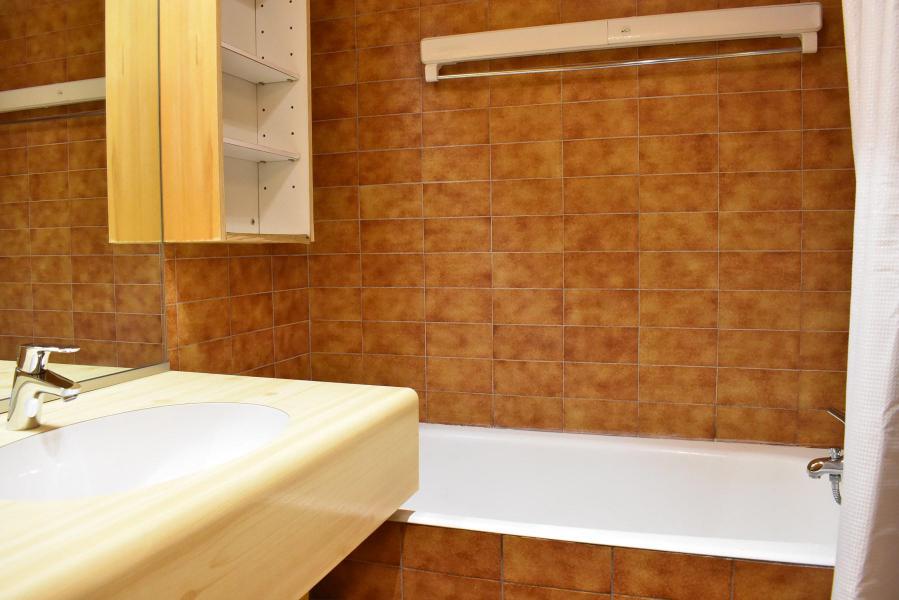 Vacances en montagne Appartement 2 pièces 4 personnes (P3) - Résidence les Chandonnelles II - Méribel - Salle de bain