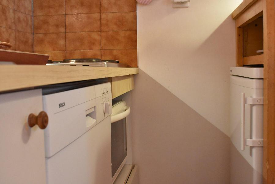 Vacances en montagne Appartement 2 pièces 4 personnes (P4) - Résidence les Chandonnelles II - Méribel - Kitchenette