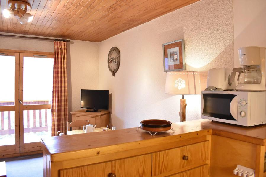 Vacances en montagne Appartement 2 pièces 5 personnes (P19) - Résidence les Chandonnelles II - Méribel - Kitchenette