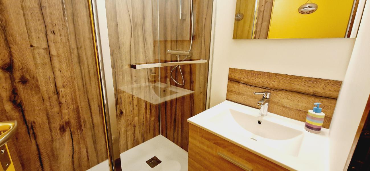 Vacanze in montagna Studio con alcova per 4 persone (318) - Résidence les Charmettes - Montalbert - Bagno con doccia