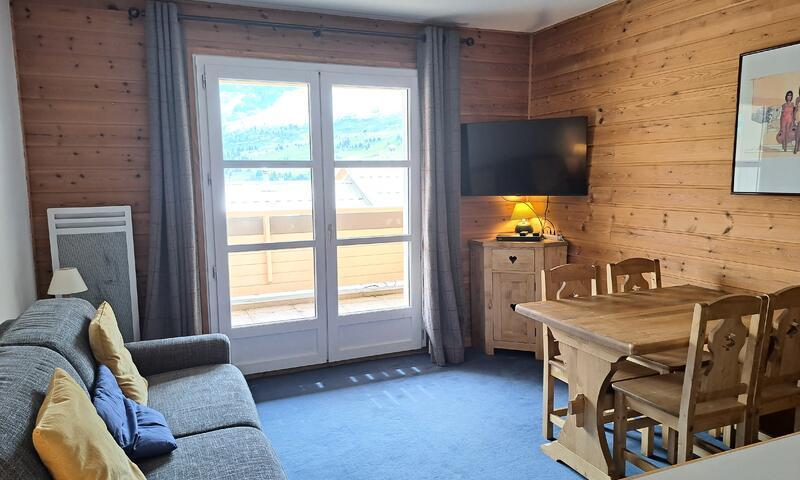 Аренда на лыжном курорте Квартира студия для 4 чел. (Confort 27m²-1) - Résidence les Châteaux de Crans - MH - Flaine - летом под открытым небом