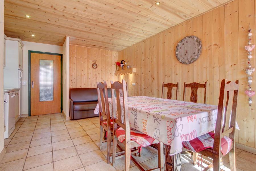 Urlaub in den Bergen 3-Zimmer-Appartment für 6 Personen (A6) - Résidence les Chevruls - Morzine - Wohnzimmer