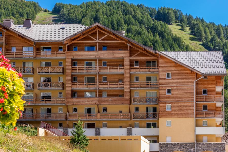 Аренда на лыжном курорте Résidence les Cimes du Val d'Allos - Val d'Allos - летом под открытым небом