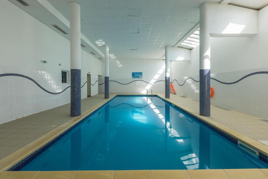 Vacances en montagne Résidence les Cimes du Val d'Allos - Val d'Allos - Piscine