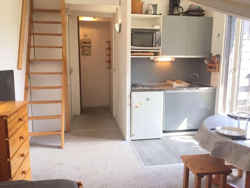 Vakantie in de bergen Studio mezzanine 4 personen (221B) - Résidence les Clarines B1 - Risoul - Keukenblok