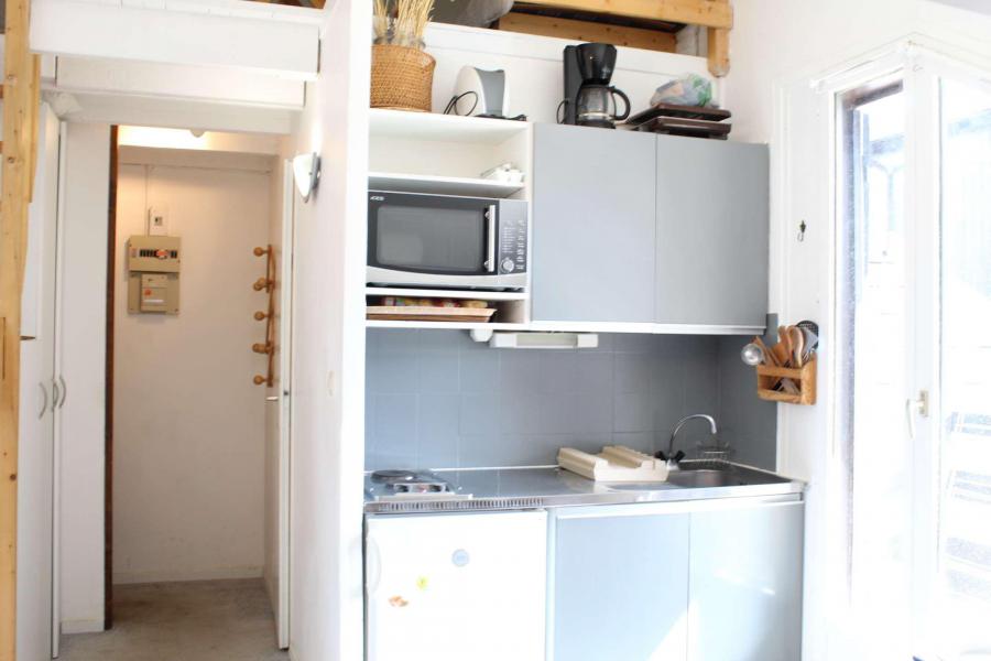 Vacances en montagne Studio mezzanine 4 personnes (221B) - Résidence les Clarines B1 - Risoul - Kitchenette