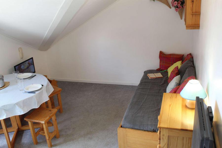 Vacances en montagne Studio mezzanine 4 personnes (221B) - Résidence les Clarines B1 - Risoul - Séjour