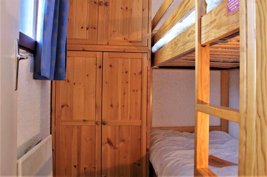 Holiday in mountain resort Studio cabin 4 people (38A) - Résidence les Clématites A - Risoul