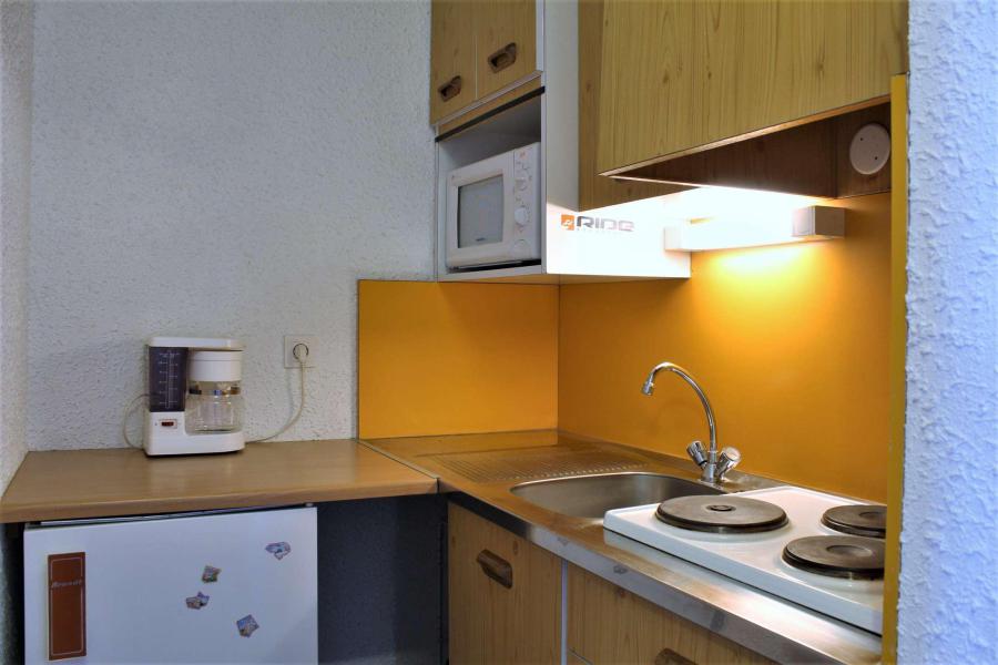 Holiday in mountain resort Studio cabin 4 people (38A) - Résidence les Clématites A - Risoul - Kitchenette