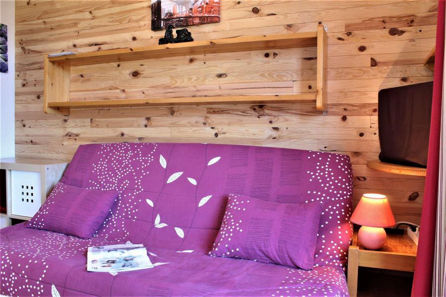 Holiday in mountain resort Studio cabin 4 people (308C) - Résidence les Clématites C - Risoul - Living room