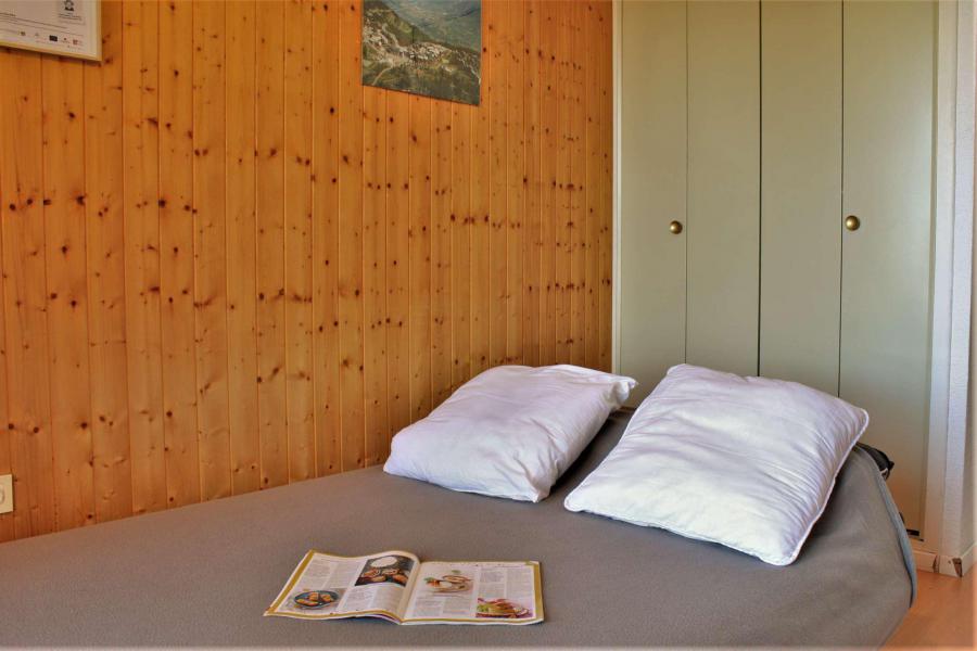 Holiday in mountain resort Studio sleeping corner 4 people (409C) - Résidence les Clématites C - Risoul - Accommodation