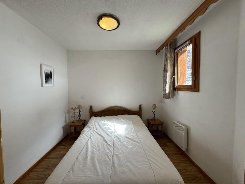 Vakantie in de bergen Appartement 2 kabine kamers 6 personen (104) - Résidence les Colchiques - Les Orres - Kamer