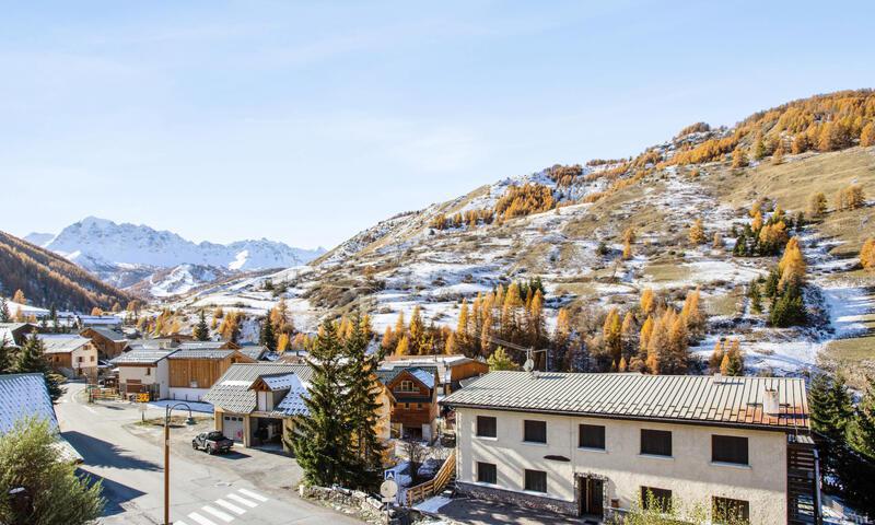 Rent in ski resort Résidence les Colchiques - MH - Vars - Summer outside