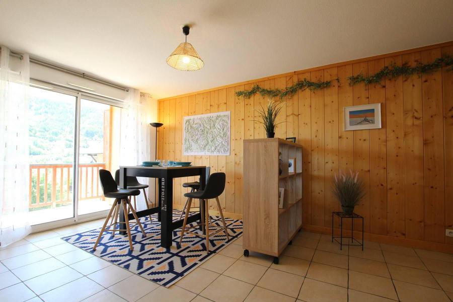 Holiday in mountain resort 3 room apartment 6 people (2B15) - Résidence les Coralines 2B - Serre Chevalier - Living room