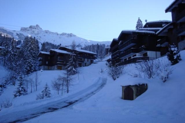 Urlaub in den Bergen 2-Zimmer-Appartment für 4 Personen (027) - Résidence les Côtes - Valmorel - Balkon