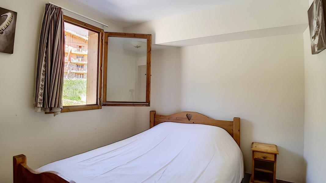 Urlaub in den Bergen 3-Zimmer-Appartment für 6 Personen (3) - Résidence les Cristaux - Les Menuires - Schlafzimmer