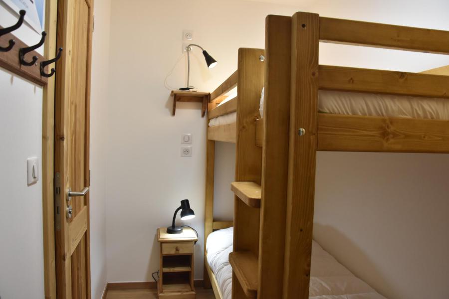 Urlaub in den Bergen 4 Zimmer Maisonettewohnung für 6 Personen (9) - Résidence les Cristaux de la Vanoise - Pralognan-la-Vanoise - Schlafzimmer