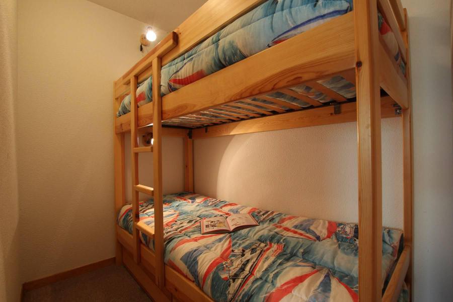Holiday in mountain resort 2 room apartment 6 people (05G) - Résidence les Cytises - Pelvoux - Cabin