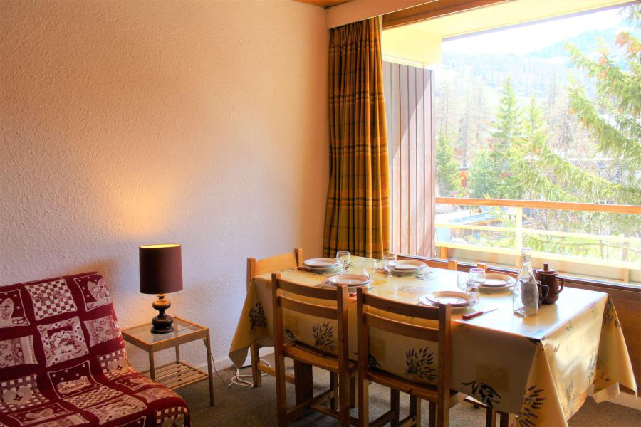 Urlaub in den Bergen 2-Zimmer-Appartment für 6 Personen (206) - Résidence les Ecrins 1 - Vars - Wohnzimmer