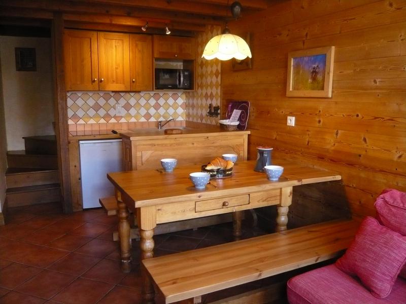 Urlaub in den Bergen 3-Zimmer-Appartment für 5 Personen - Résidence les Edelweiss - Champagny-en-Vanoise - Esszimmer