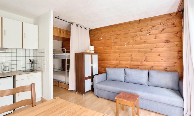 Holiday in mountain resort Studio 4 people (Budget 25m²-1) - Résidence Les Edelweiss - maeva Home - Vars - Summer outside