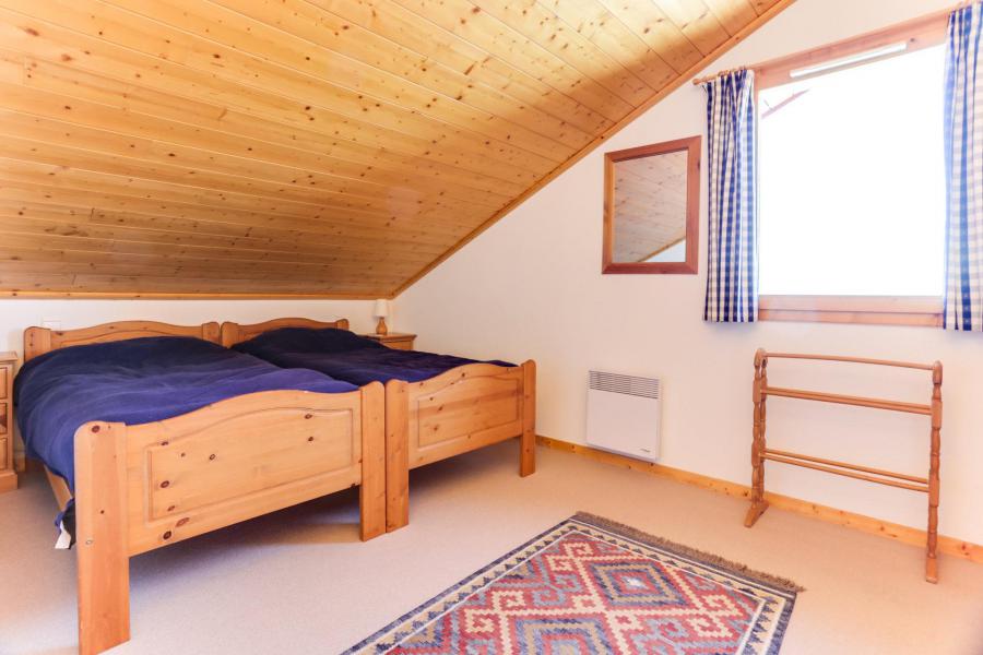 Holiday in mountain resort 4 room duplex apartment 8 people (10) - Résidence les Epilobes - Peisey-Vallandry - Bedroom
