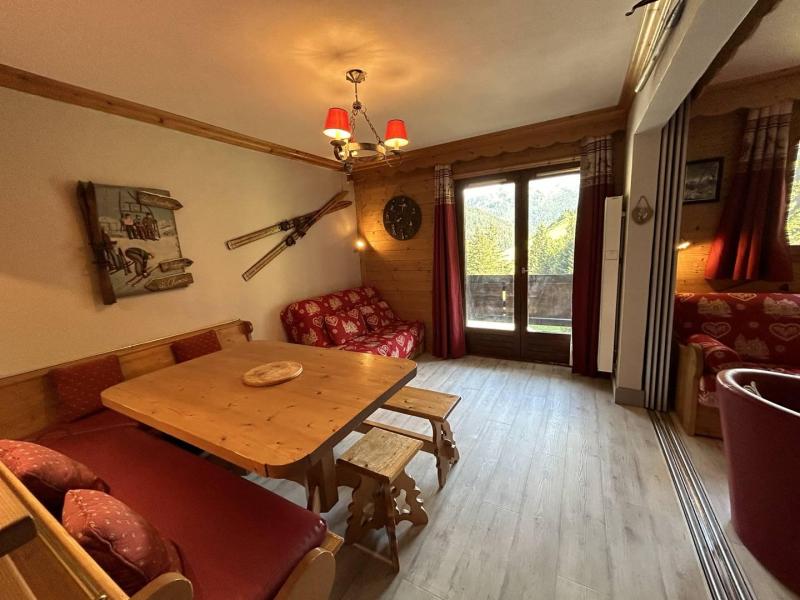 Holiday in mountain resort 2 room apartment cabin 6 people (B17) - Résidence les Erines - Méribel-Mottaret