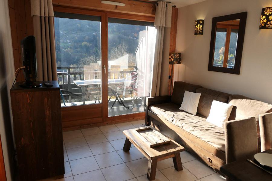 Holiday in mountain resort 2 room apartment cabin 6 people (A9) - Résidence les Fermes de Saint Gervais - Saint Gervais - Living room