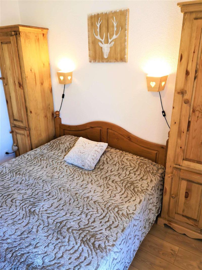 Urlaub in den Bergen Doppelchalethälfte 3 Zimmer für 7 Personen (41) - Résidence Les Flocons du Soleil - La Joue du Loup - Schlafzimmer