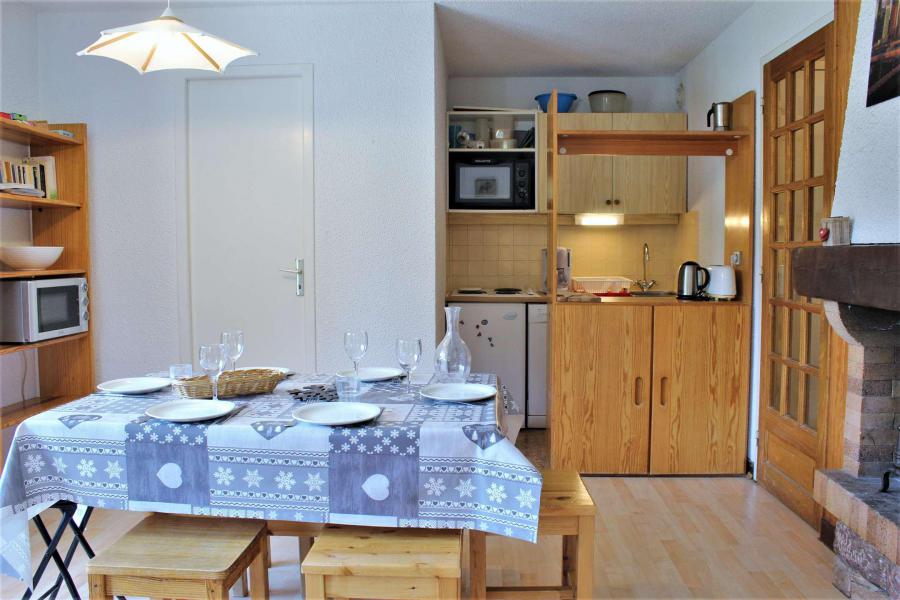 Vakantie in de bergen Appartement 2 kabine kamers 6 personen (856) - Résidence les Florins I - Risoul - Woonkamer