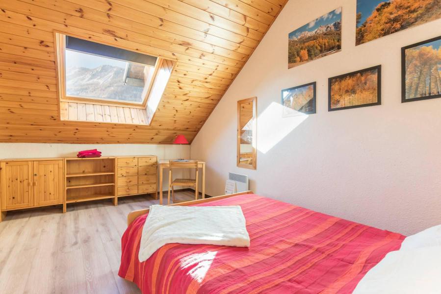 Urlaub in den Bergen 3 Zimmer Maisonettewohnung für 6 Personen (MON111) - Résidence les Fraches - Serre Chevalier - Offener Schlafbereich