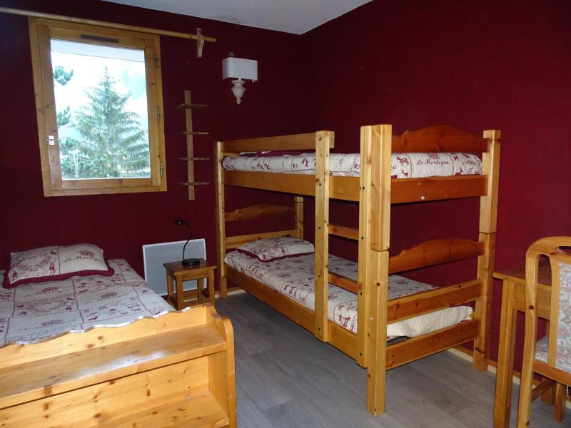 Holiday in mountain resort 3 room apartment 6 people (A3) - Résidence les Glaciers - Pralognan-la-Vanoise - Bedroom