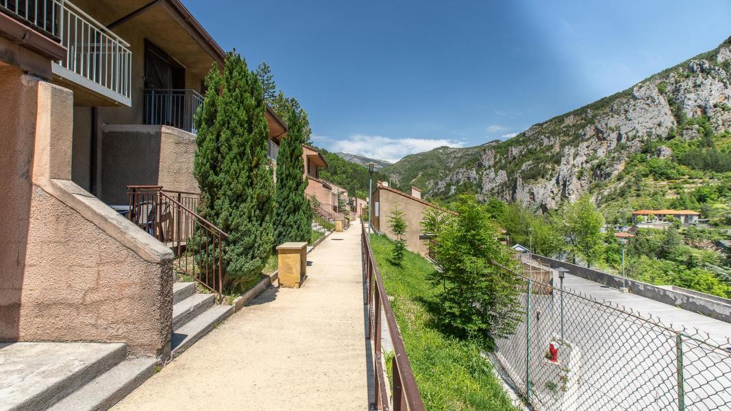 Vacances en montagne Appartement triplex 3 pièces 5 personnes - Résidence les Gorges Rouges - Valberg / Beuil - Extérieur été