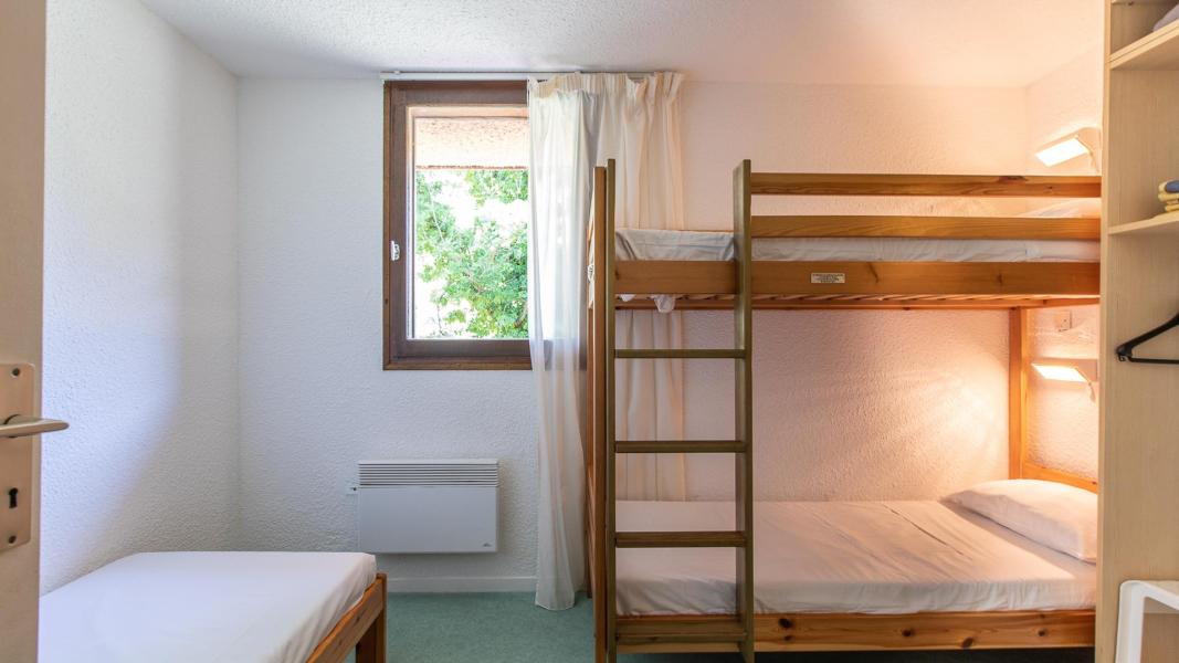 Vacanze in montagna Appartamento su 3 piani 4 stanze per 8 persone - Résidence les Gorges Rouges - Valberg / Beuil - Letti a castello