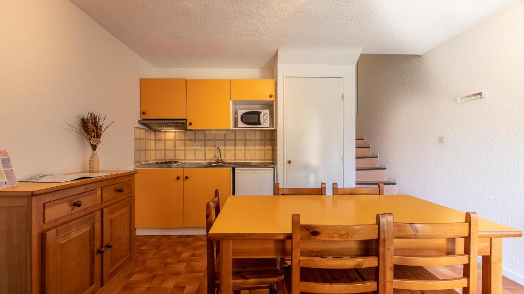 Vacances en montagne Appartement triplex 3 pièces 5 personnes - Résidence les Gorges Rouges - Valberg / Beuil - Salle à manger