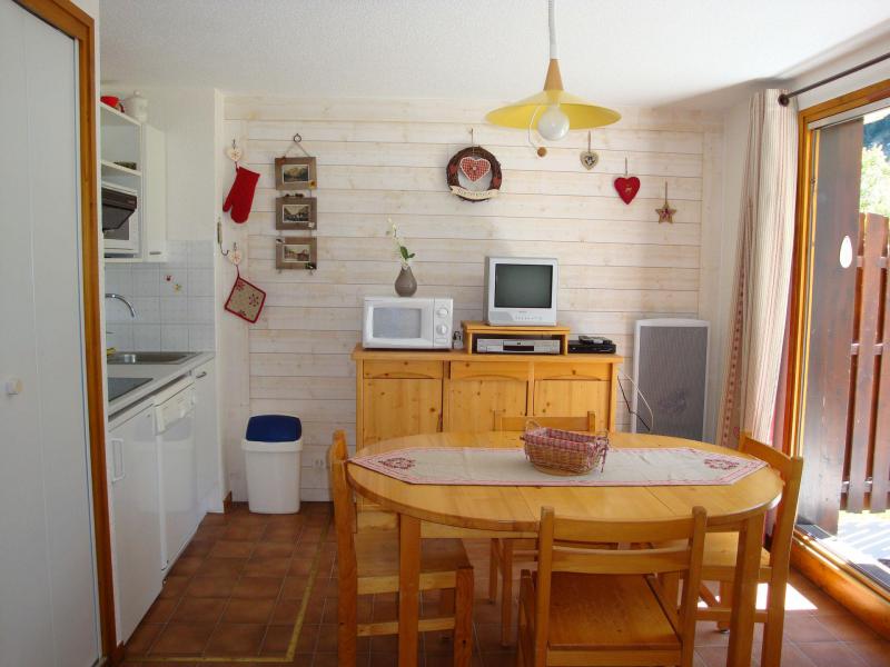Holiday in mountain resort 3 room apartment cabin 6 people (2A) - Résidence les Hameaux de la Vanoise - Pralognan-la-Vanoise - Living room