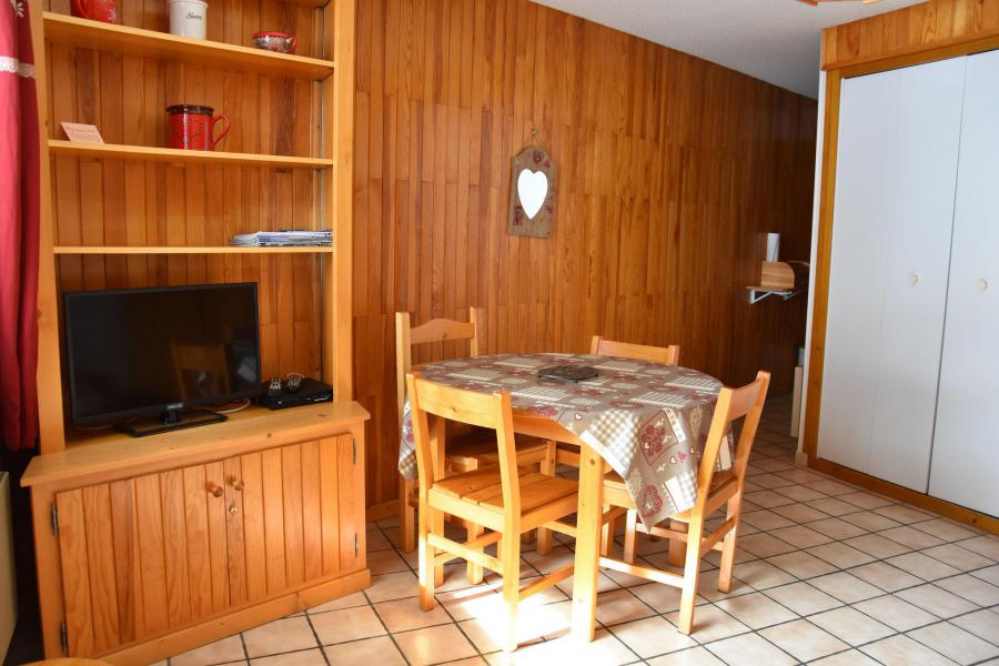 Urlaub in den Bergen 3-Zimmer-Appartment für 6 Personen (23A) - Résidence les Hameaux de la Vanoise - Pralognan-la-Vanoise - Wohnzimmer