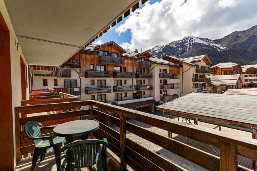 Holiday in mountain resort 2 room apartment sleeping corner 6 people (MBC709) - Résidence les Hauts de Préclaux - Les Orres - Terrace