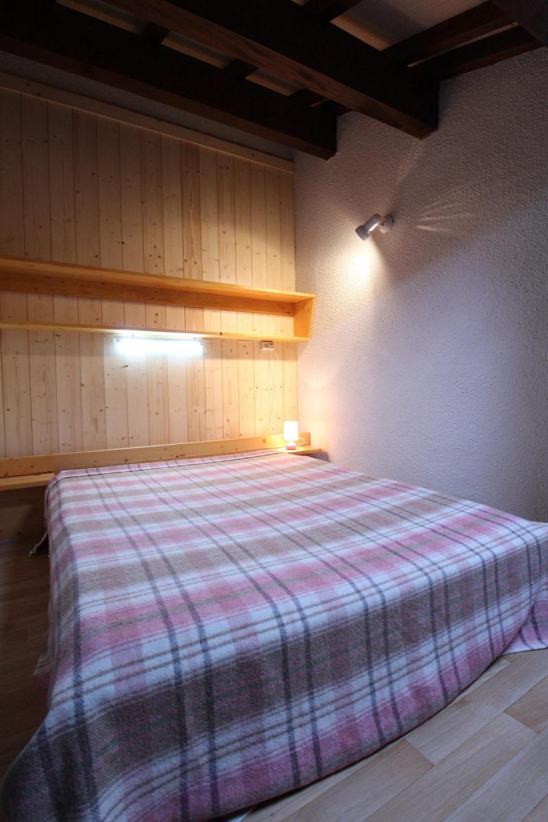 Holiday in mountain resort Studio mezzanine 5 people (221) - Résidence les Hauts de Val Cenis - Val Cenis - Bedroom