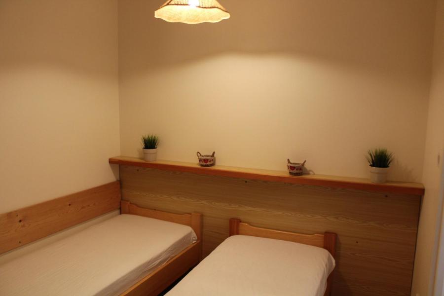 Urlaub in den Bergen 2-Zimmer-Appartment für 4 Personen (0605X) - Résidence les Issarts  - Superdévoluy - Schlafzimmer